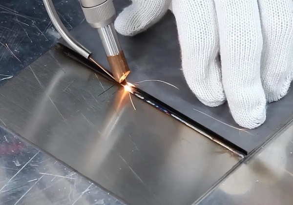 1730877877691669 Laser Machine